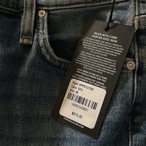 New Hudson Remi High-Rise Straight Crop Jean‎ - Picture 5 of 6